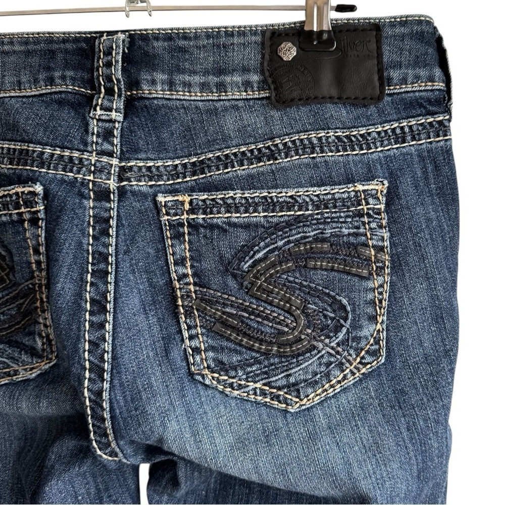 Silver Jeans Suki Capri Womens 28 Medium Wash Blue Stretch Denim Timeless EUC